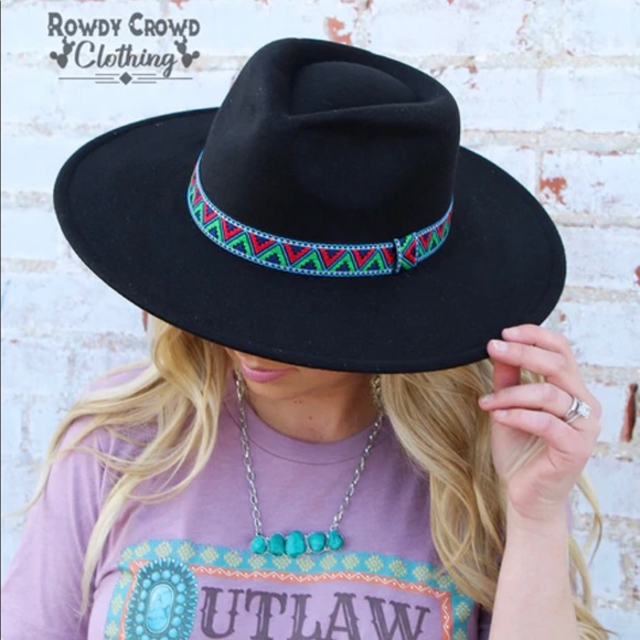 Outlaw Tee - Picture 4 of 5